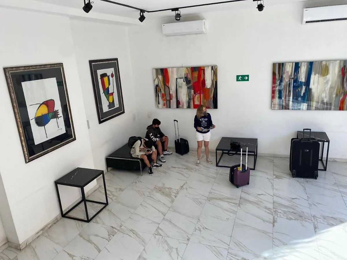 Pony Luxury Condo Playa del Carmen 2*,  Messico